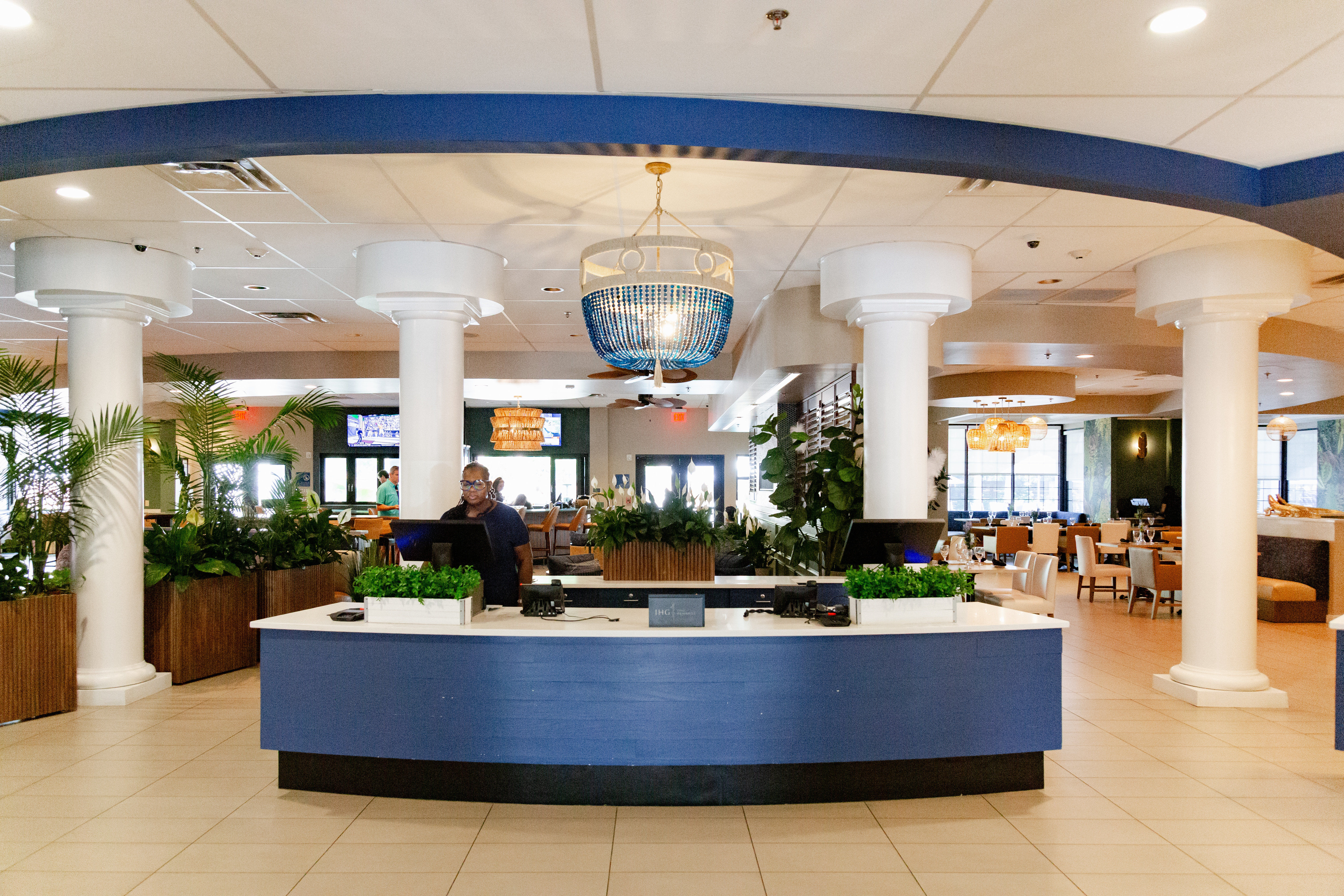 Hotel Indigo Mount Pleasant 10/76