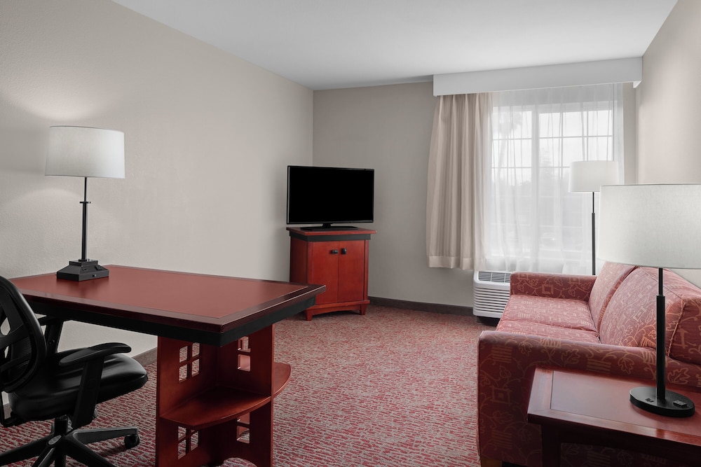 Larkspur Landing Roseville - An All-Suite Hotel 47/53