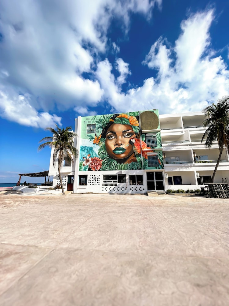 The Mint Resort Isla Mujeres 61/67