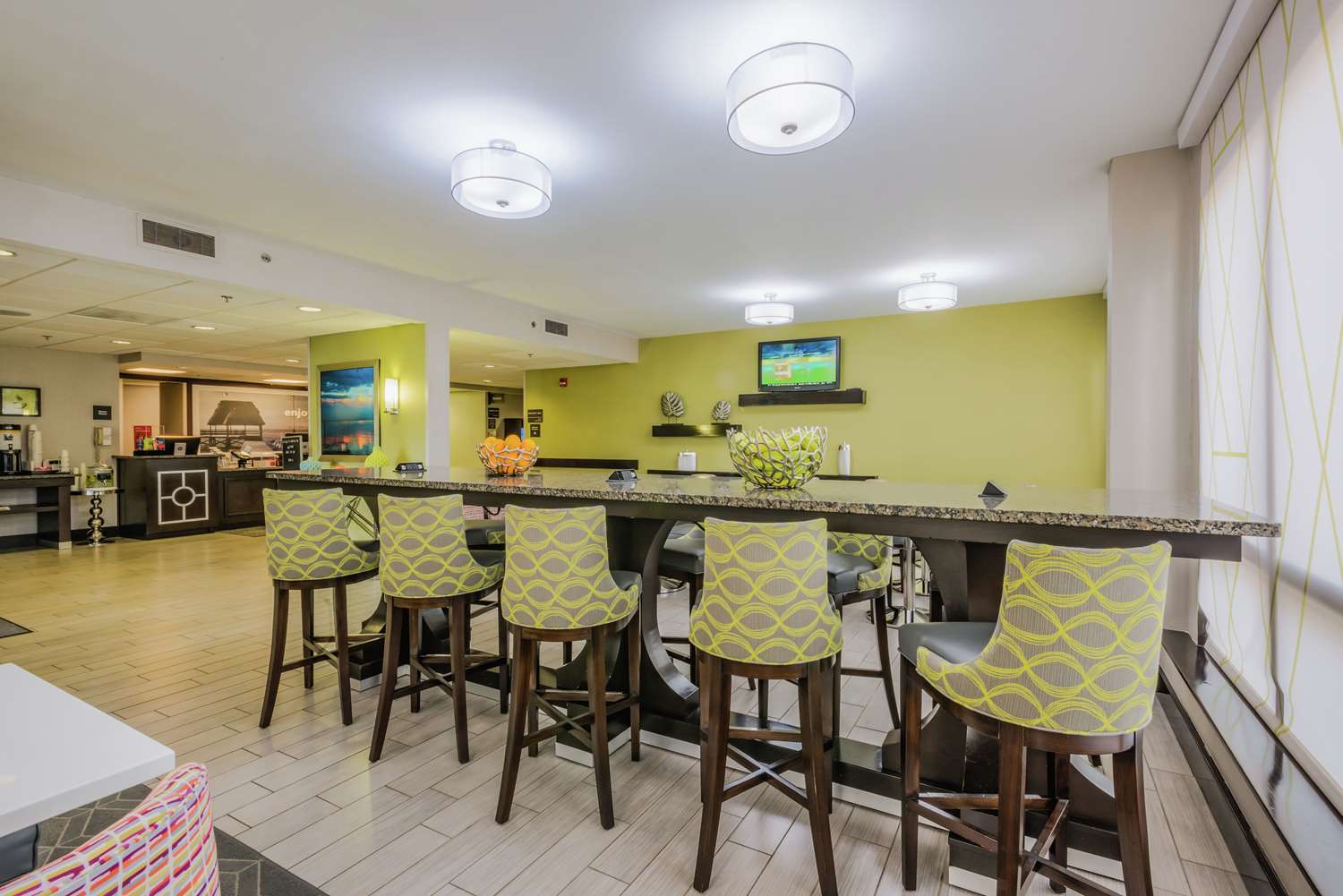 restaurant cafeteria