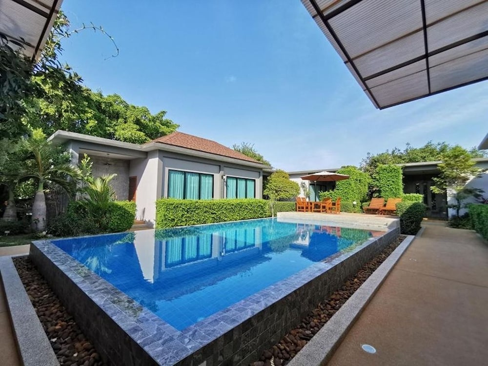 Baan Mee Phuket 44/55