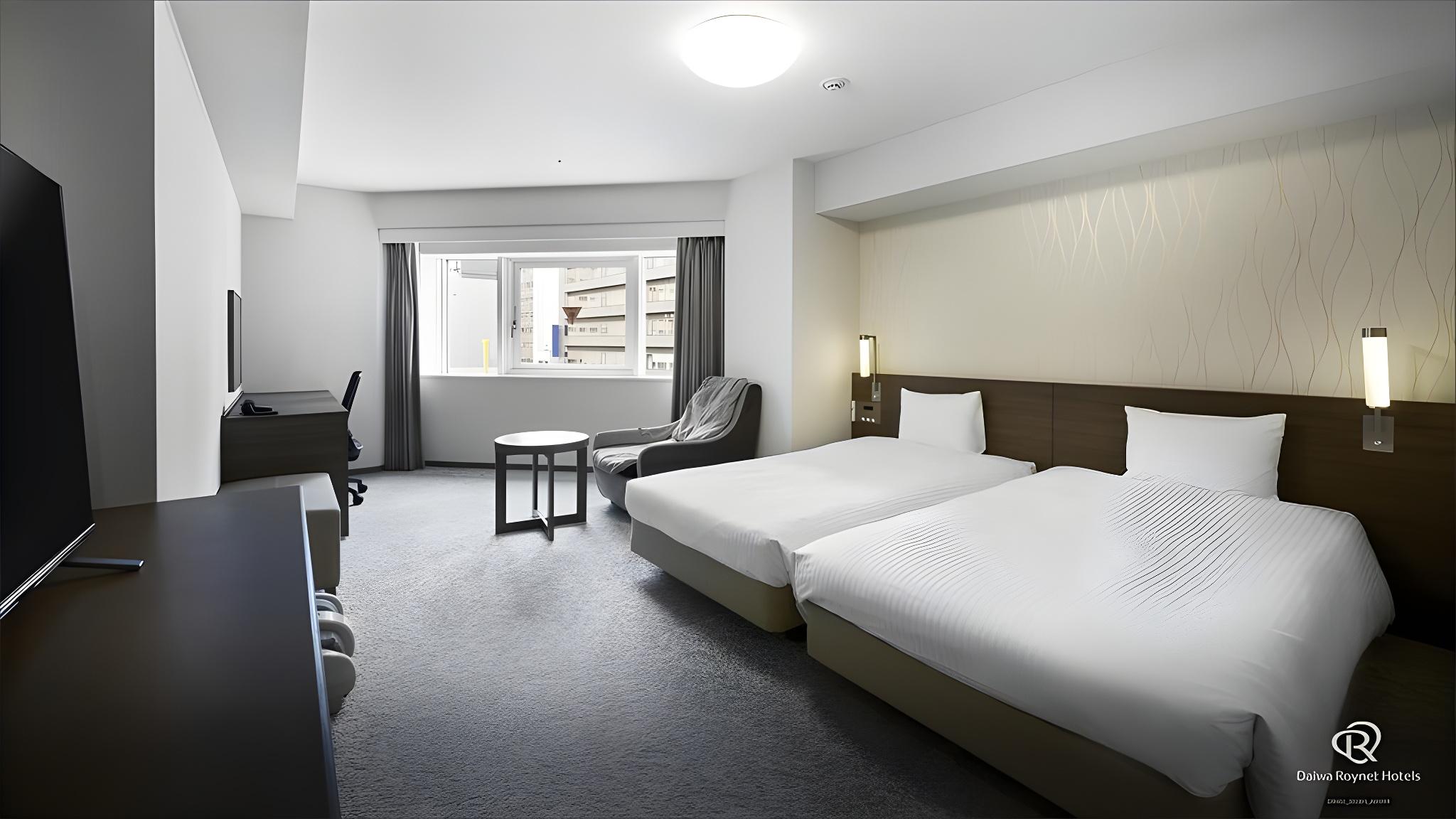 Hollywood, Single, Twin Beds