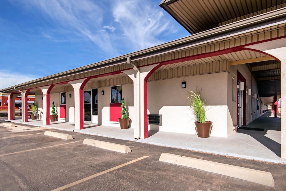 Rodeway Inn Pauls Valley 3/31