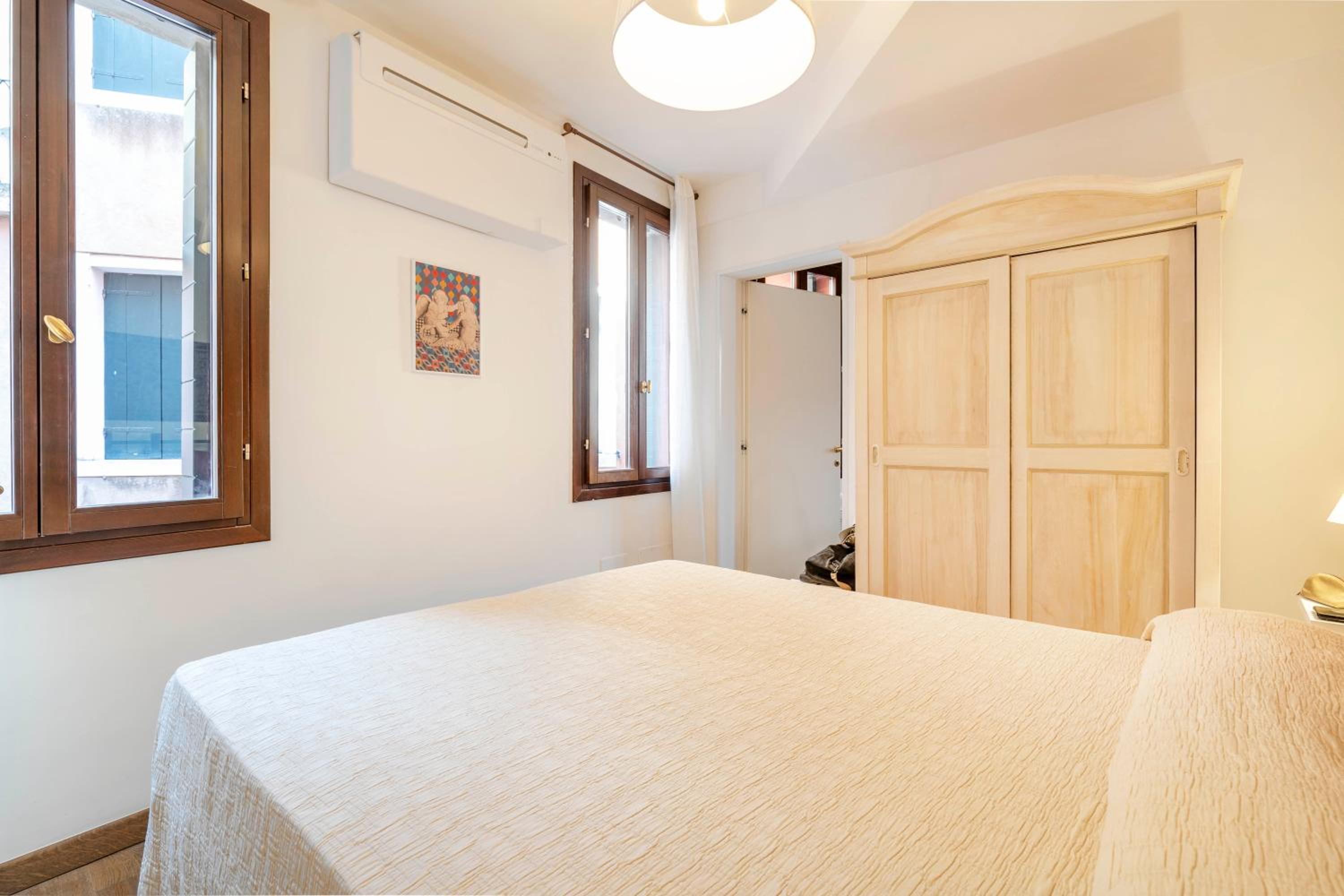 Contemporary Apartment In Venice Ff 4/35
