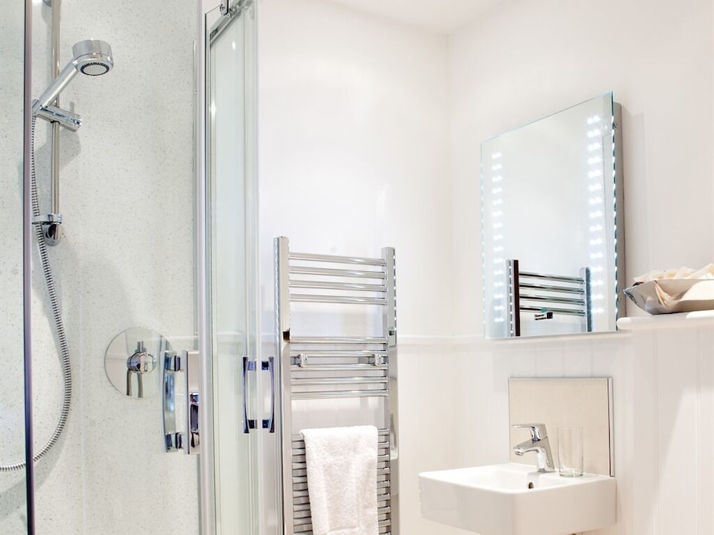 The Victoria Inn 49/50