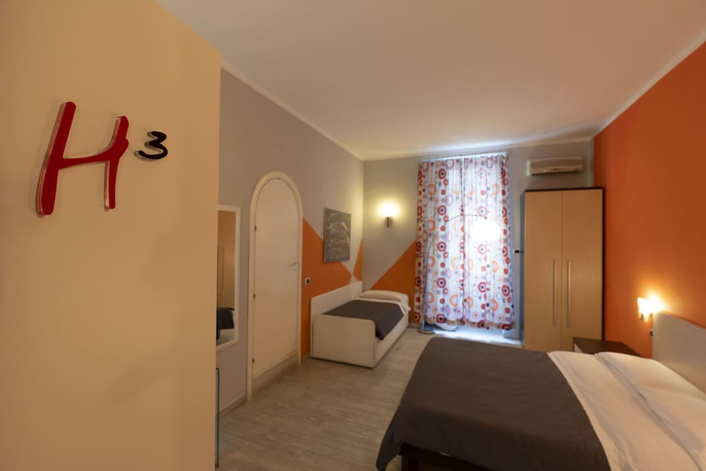 H Rooms Naples Boutique Hotel 14/50
