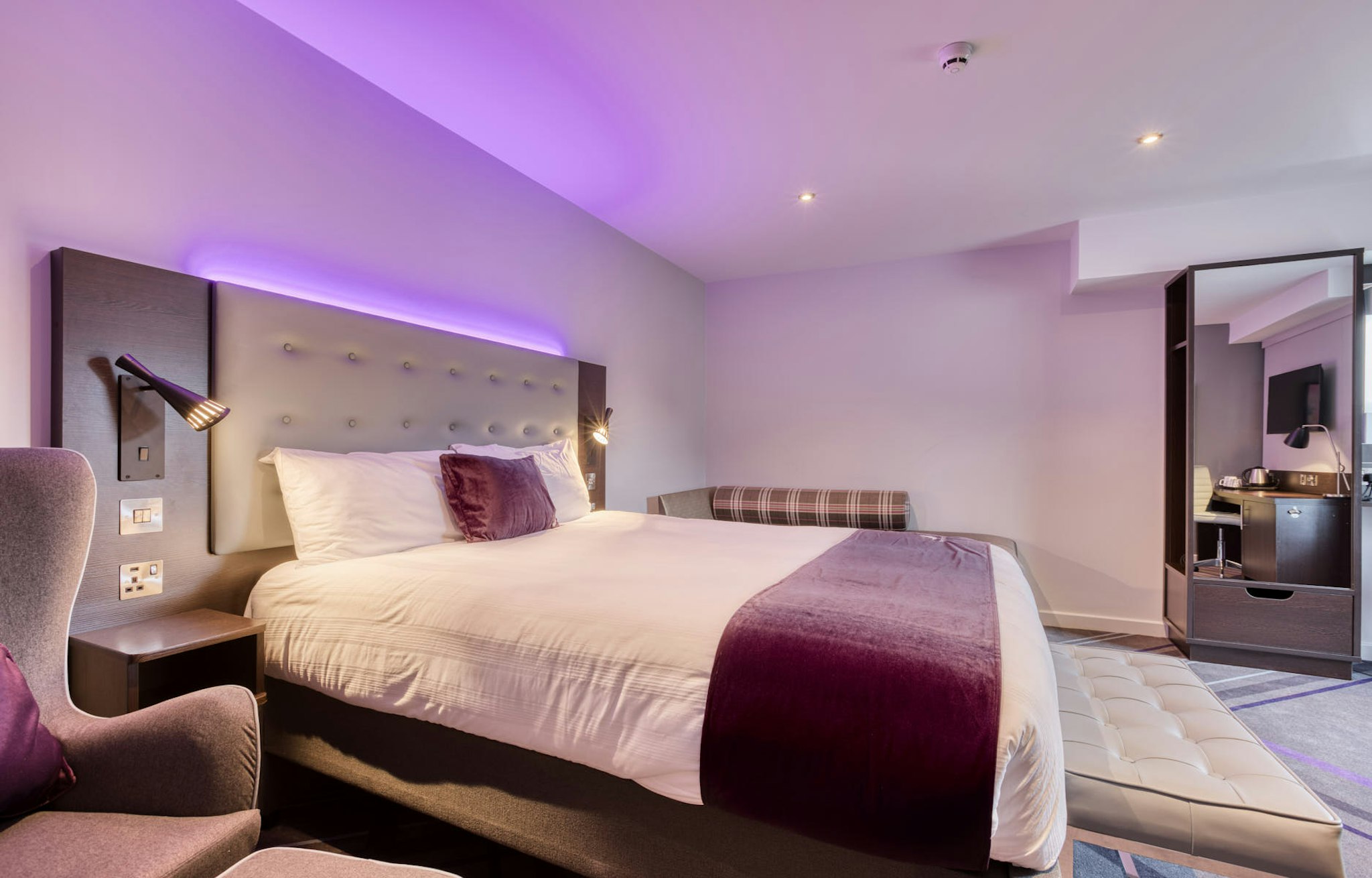 Premier Inn London Southwark (Southwark Station) 16/37