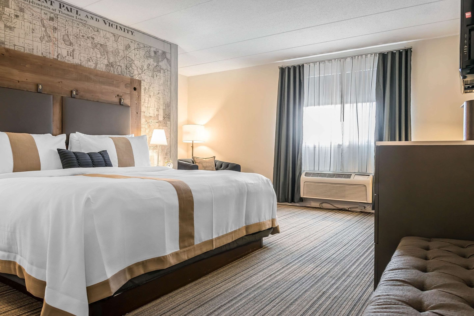 غرفة قياسية بسريرين كوين، ENVISION HOTEL ST. PAUL SOUTH, AN ASCEND HOTEL COLLECTION 3/4