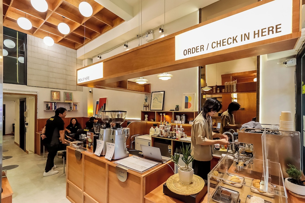 Bedever Bangkok Boutique Hotel 28/35