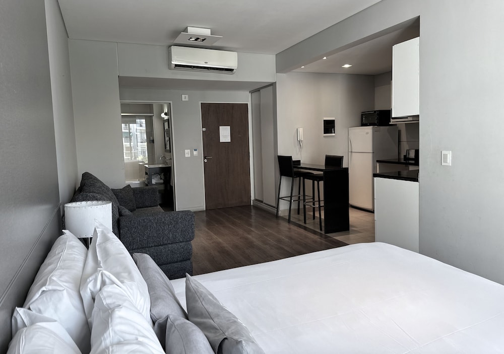 Reco by DOT Suites 42/92