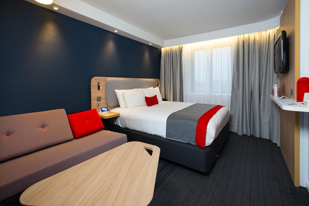 STANDARD, DOUBLE BED, SOFA