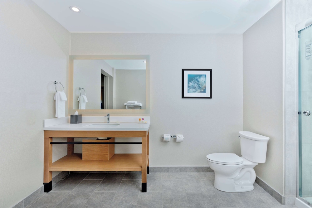 Hyatt Place Kelowna 28/30