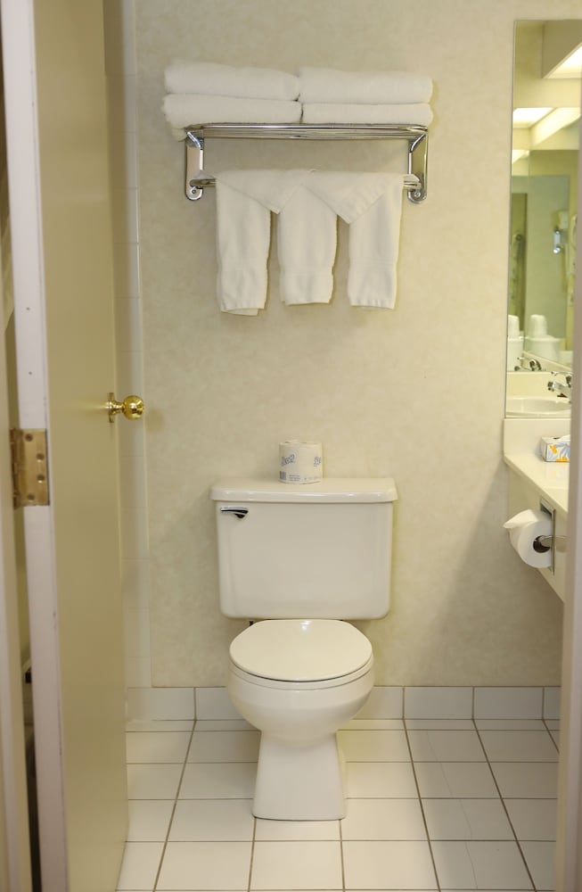 Continental Inn And Suites 49/50