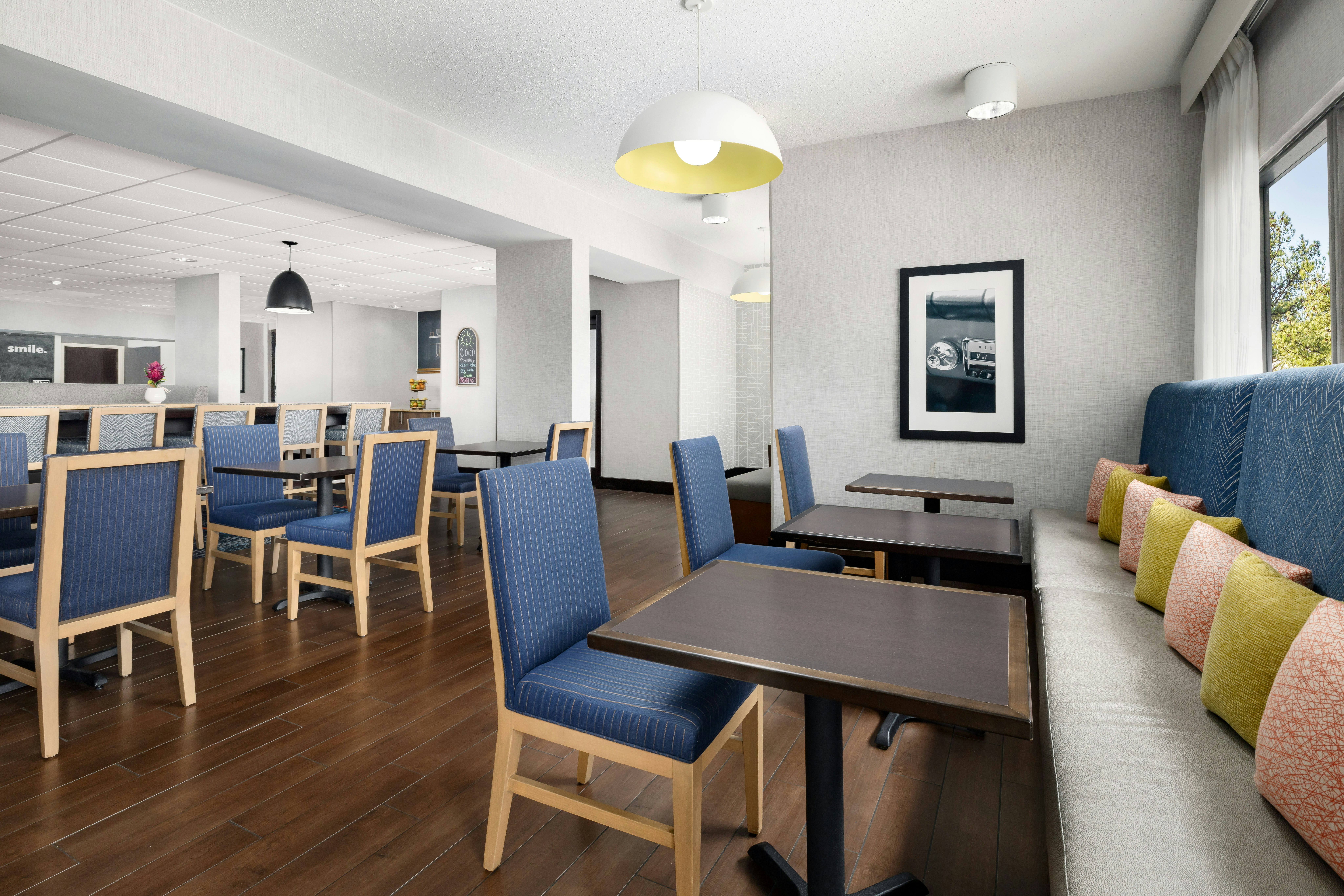 Hampton Inn Memphis-Walnut Grove/Baptist Hospital East 28/41