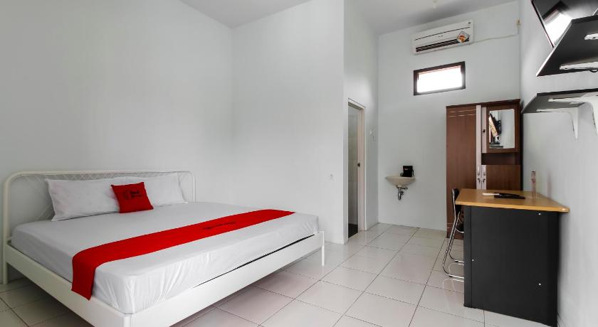 Reddoorz Jagakarsa 2 8/48