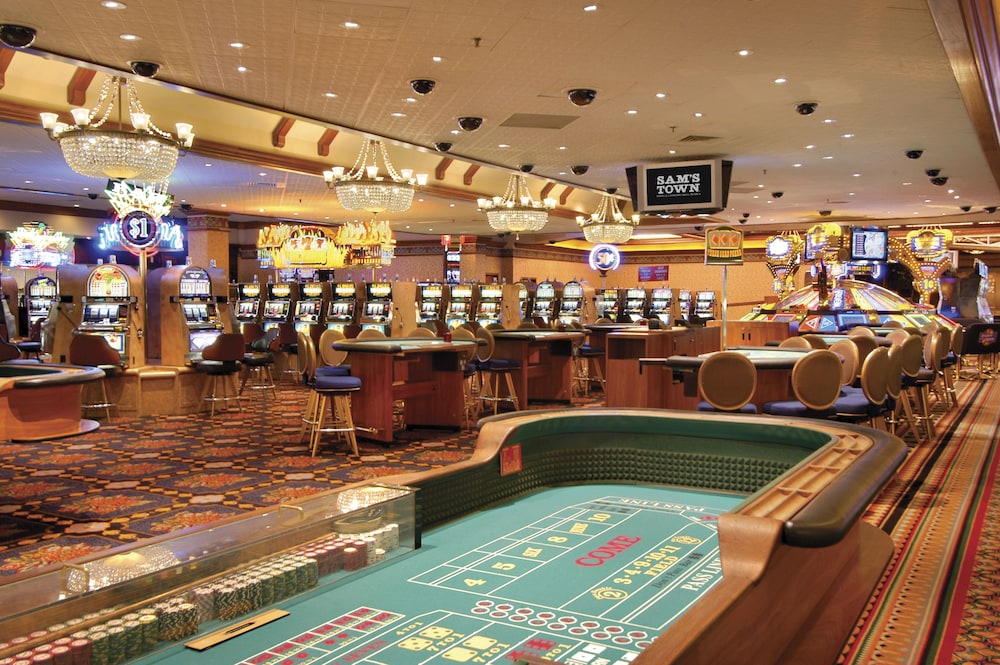 Sam's Town Tunica 36/40