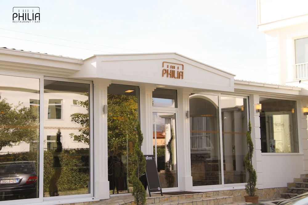 Philia Hotel 5/48