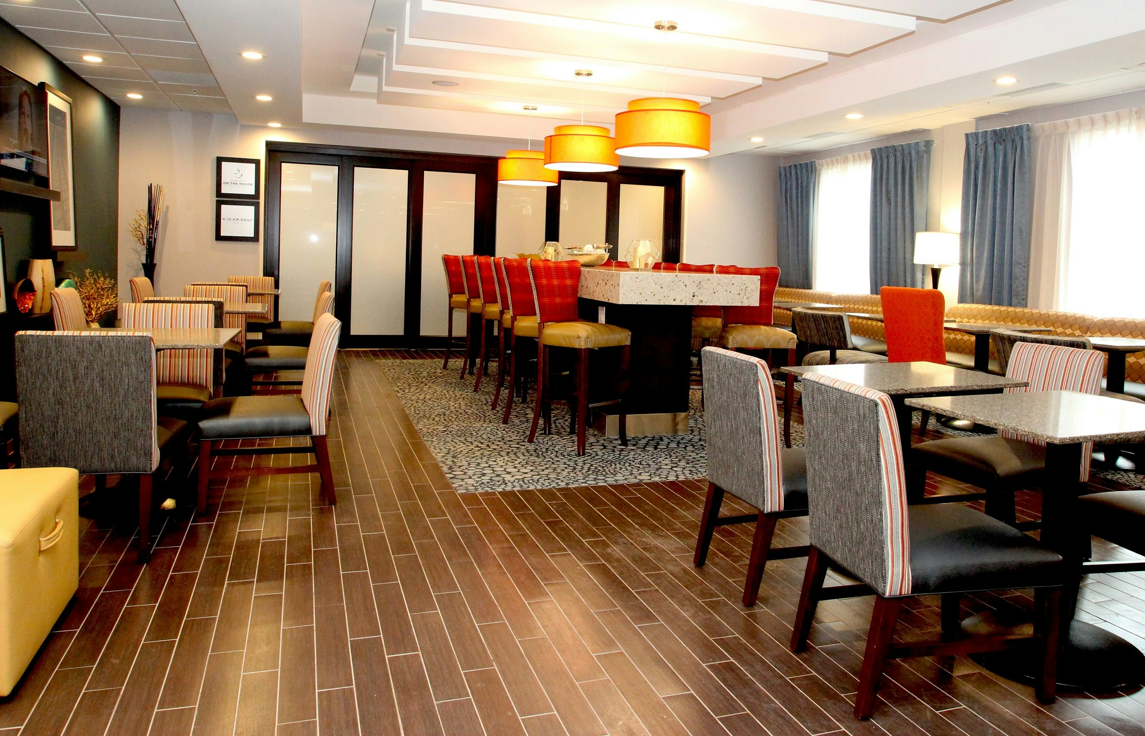 Hampton Inn Suffolk 38/53