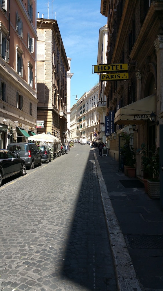 Hotel Paris 44/49