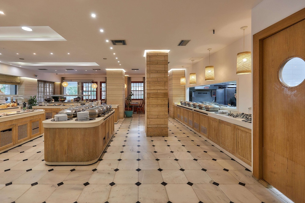 Cooee Kyknos Beach Hotel 11/75