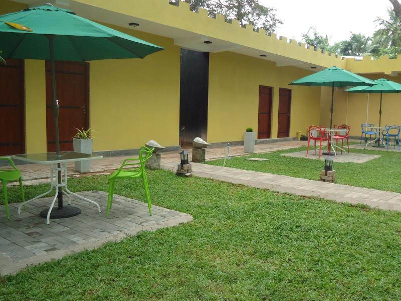 Bridge Hotel Negombo 21/26
