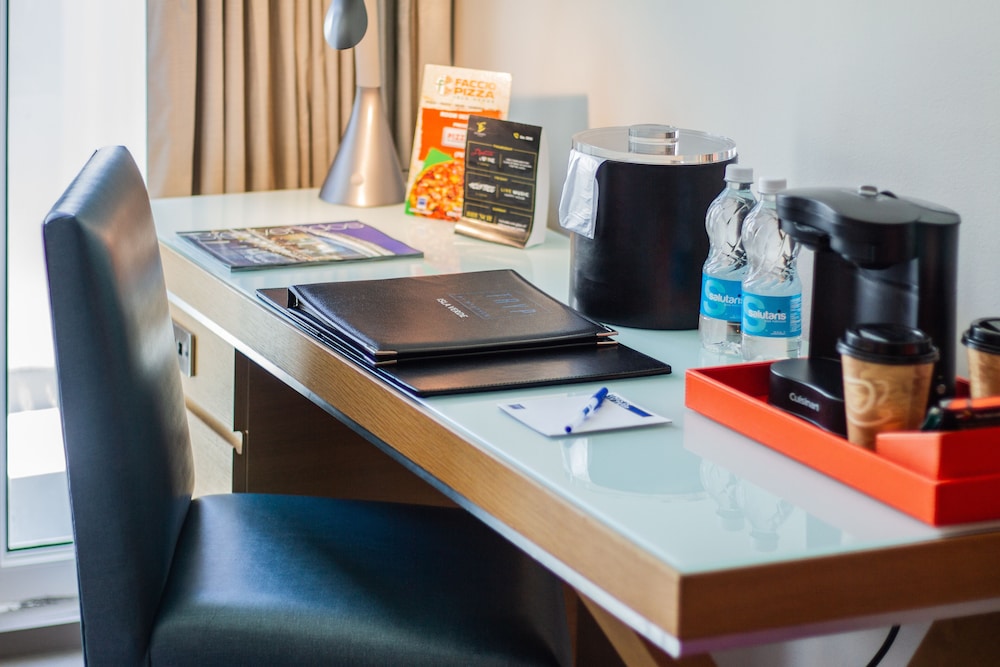 Tryp By Wyndham Isla Verde 50/61
