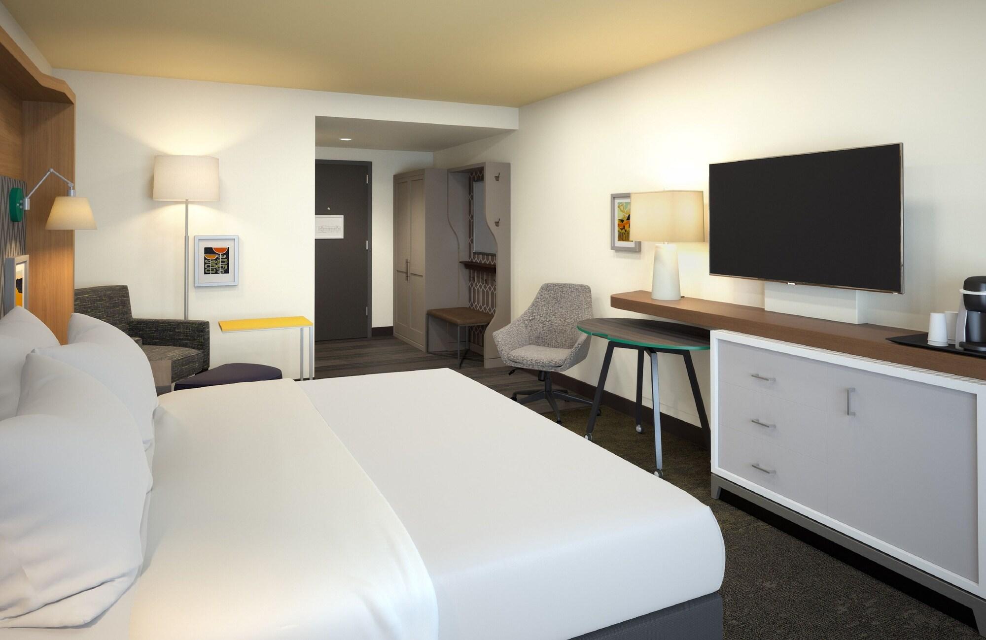 Premium, Leisure, King Bed، Holiday Inn Nw Houston Beltway 8 2/7