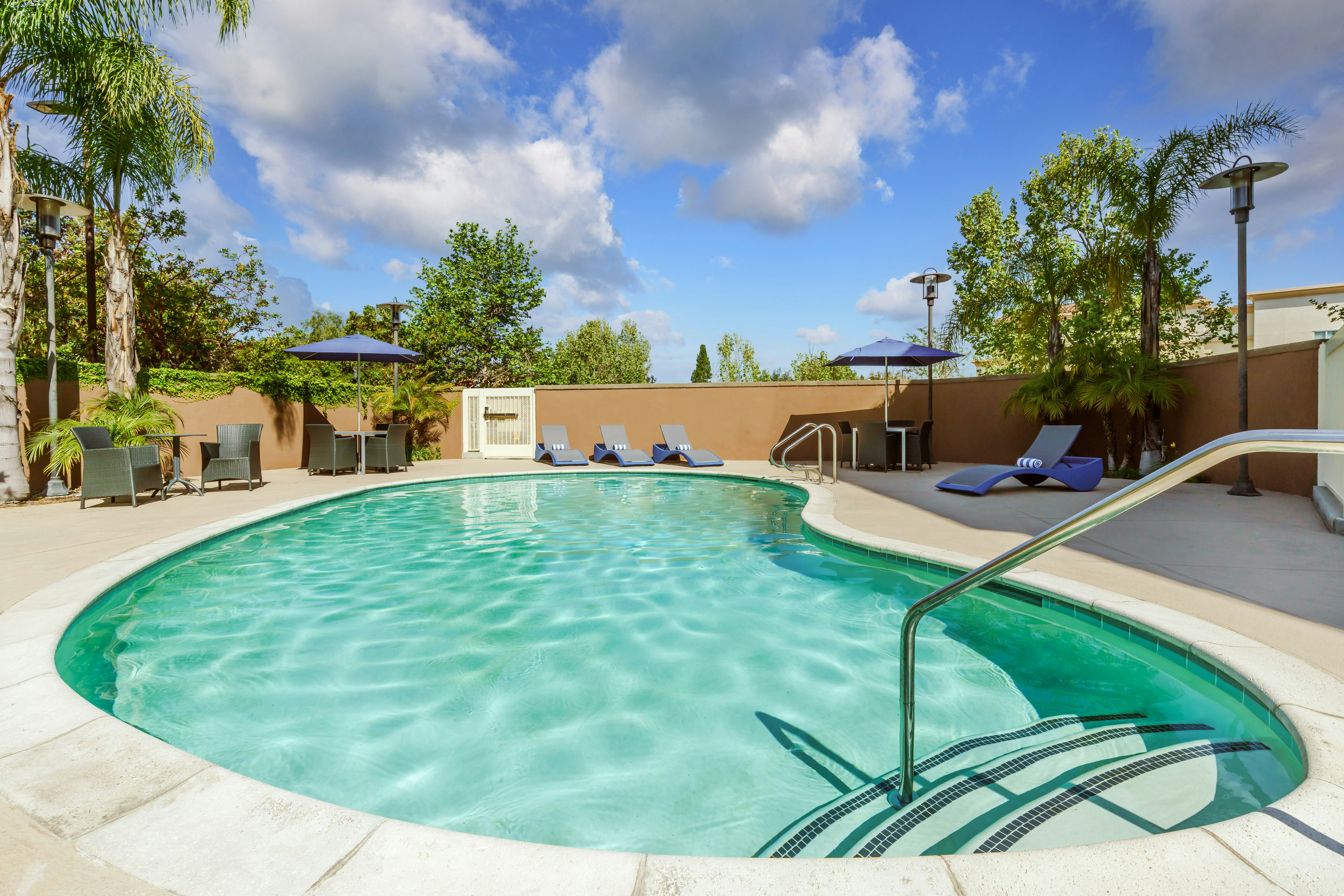 Hampton Inn & Suites Thousand Oaks 58/58