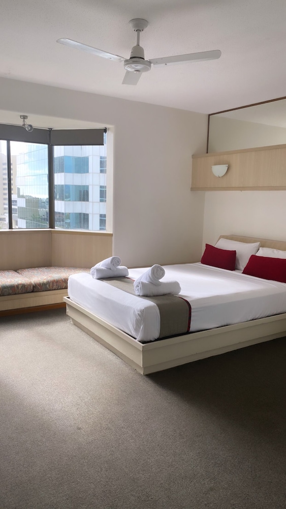 1 BEDROOM, APARTMENT