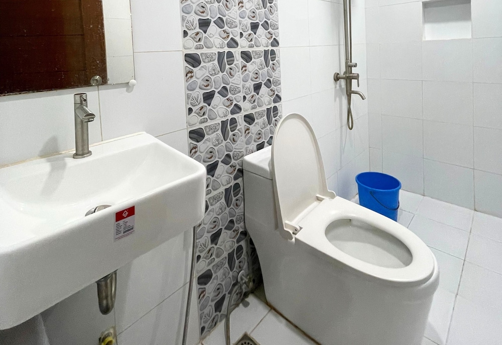 Premium, Family, 1 Single and 2 Double Beds