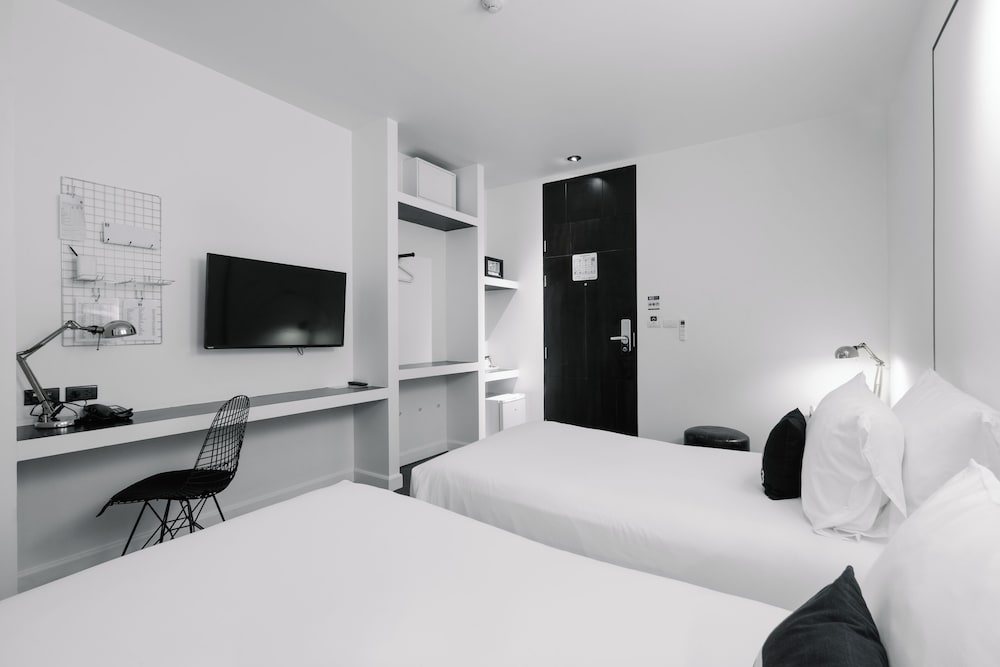 Blu Monkey Hub And Hotel Phuket 16/50
