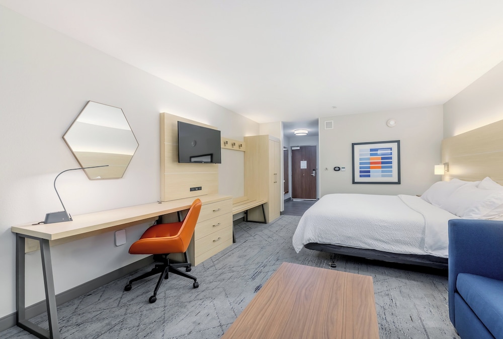 جناح بسرير كينج بحوض استحمام لذوي الإعاقة، Holiday Inn Express and Suites Medford 4/6