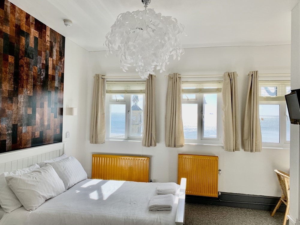 The Waterfront Inn 10/50