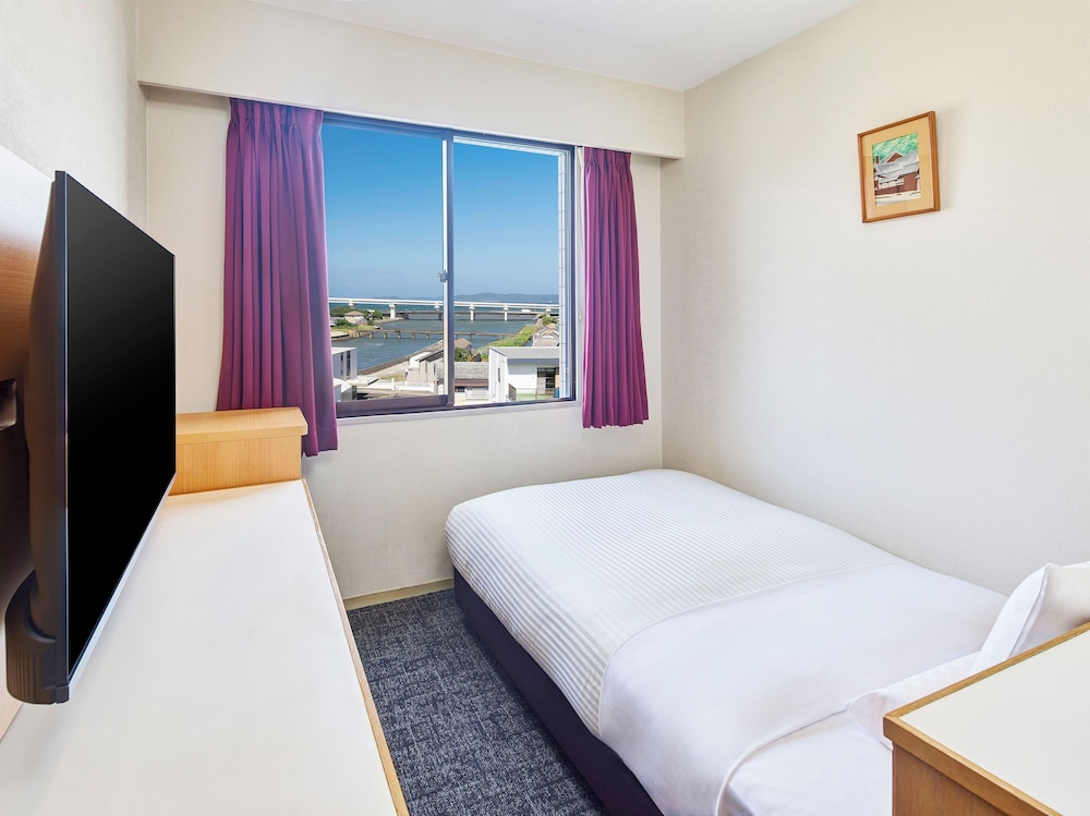 Matsuura City Hotel 12/40