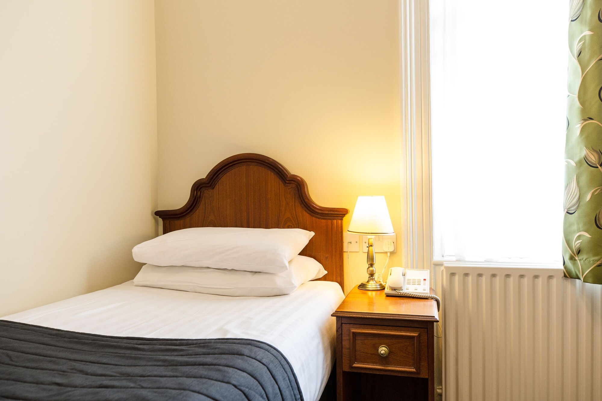 STANDARD, SINGLE, SINGLE BED