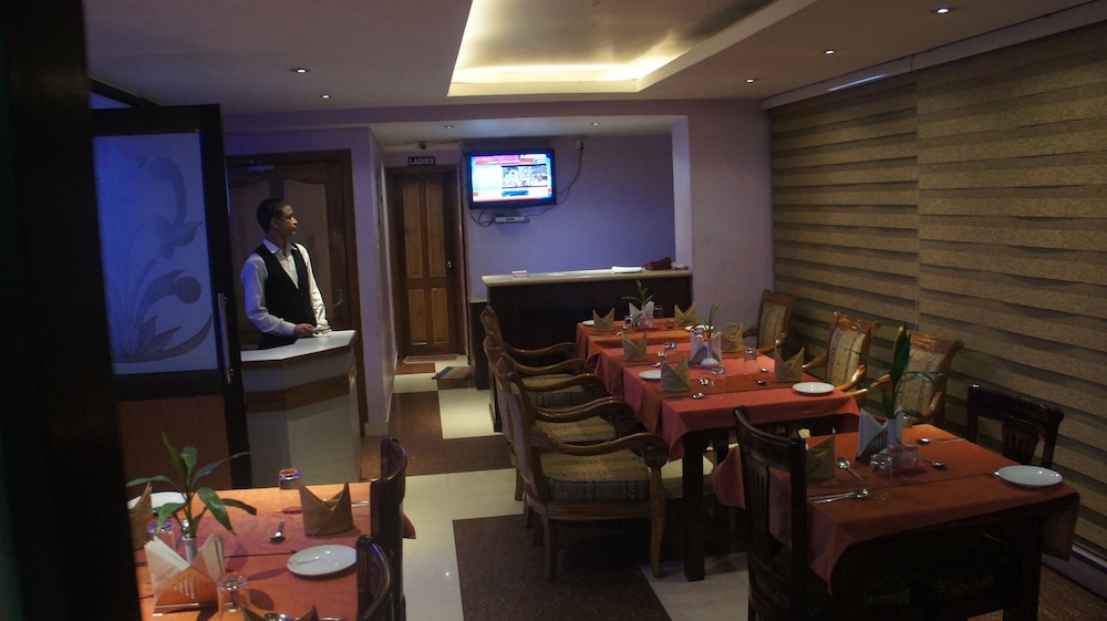 Hotel Lilawati Grand 13/13