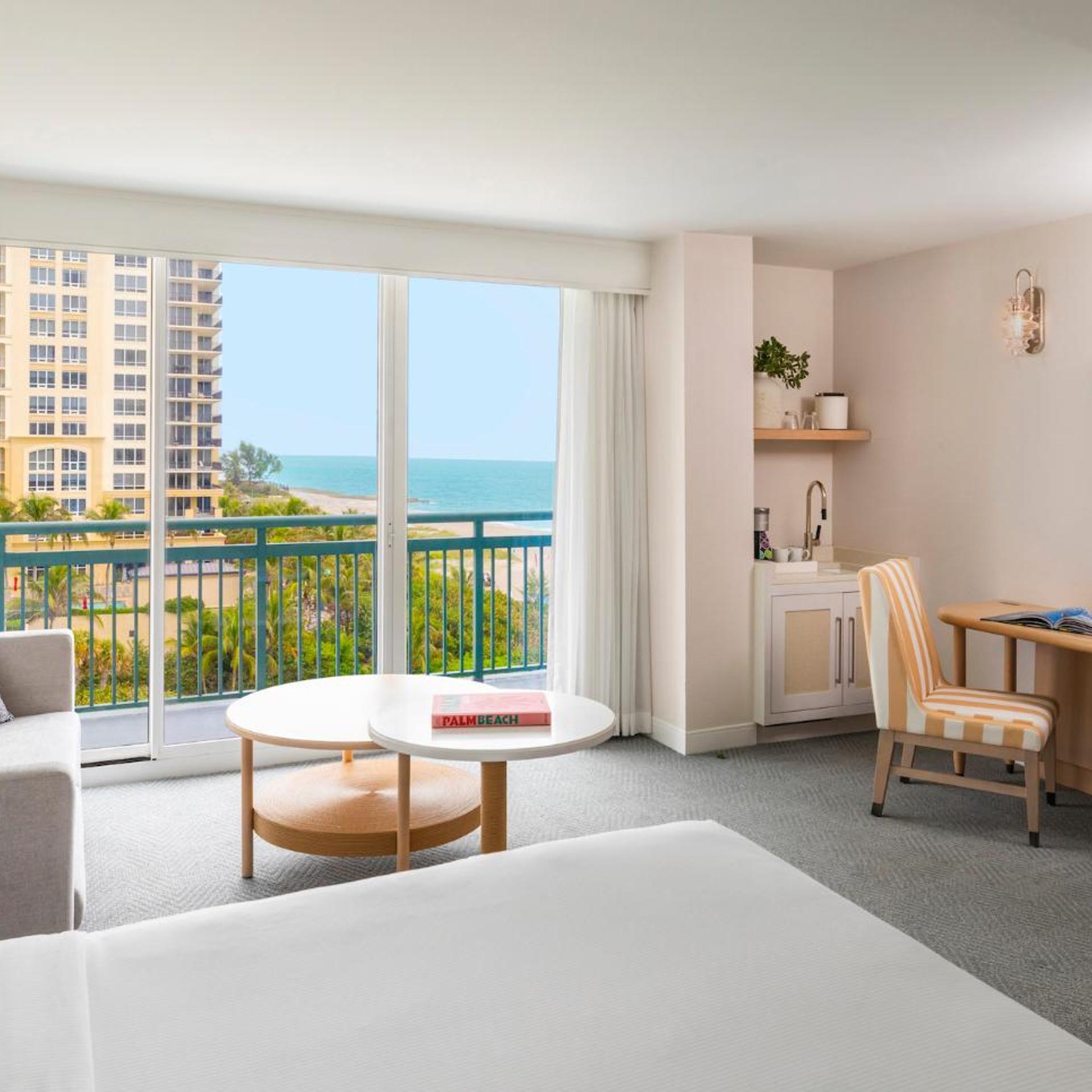 Junior Suite, King Bed, Ocean View, Accessible