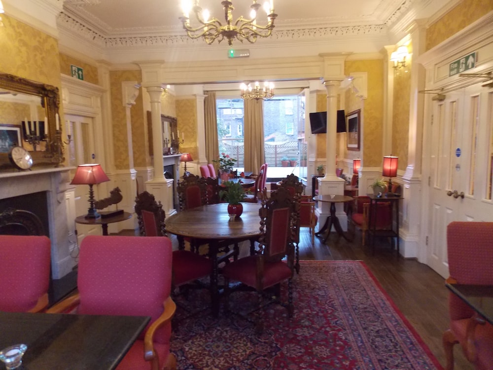 Mountford Hotel 18/28