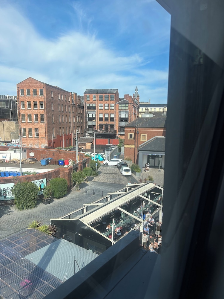 Bank Square By Warren Collection 15/16
