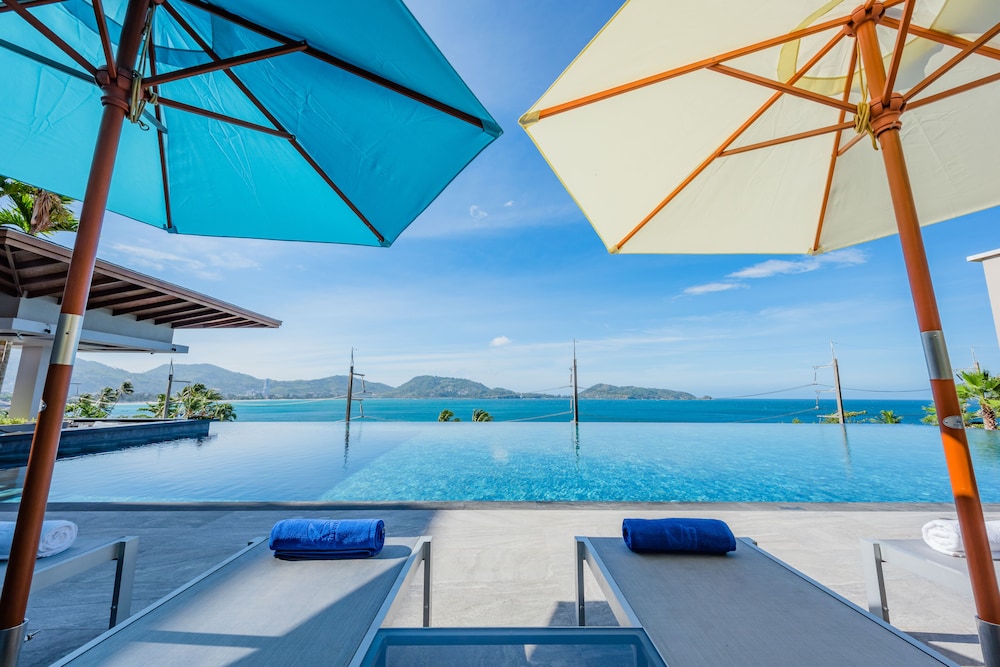 Oceanfront Beach Resort And Spa 42/50
