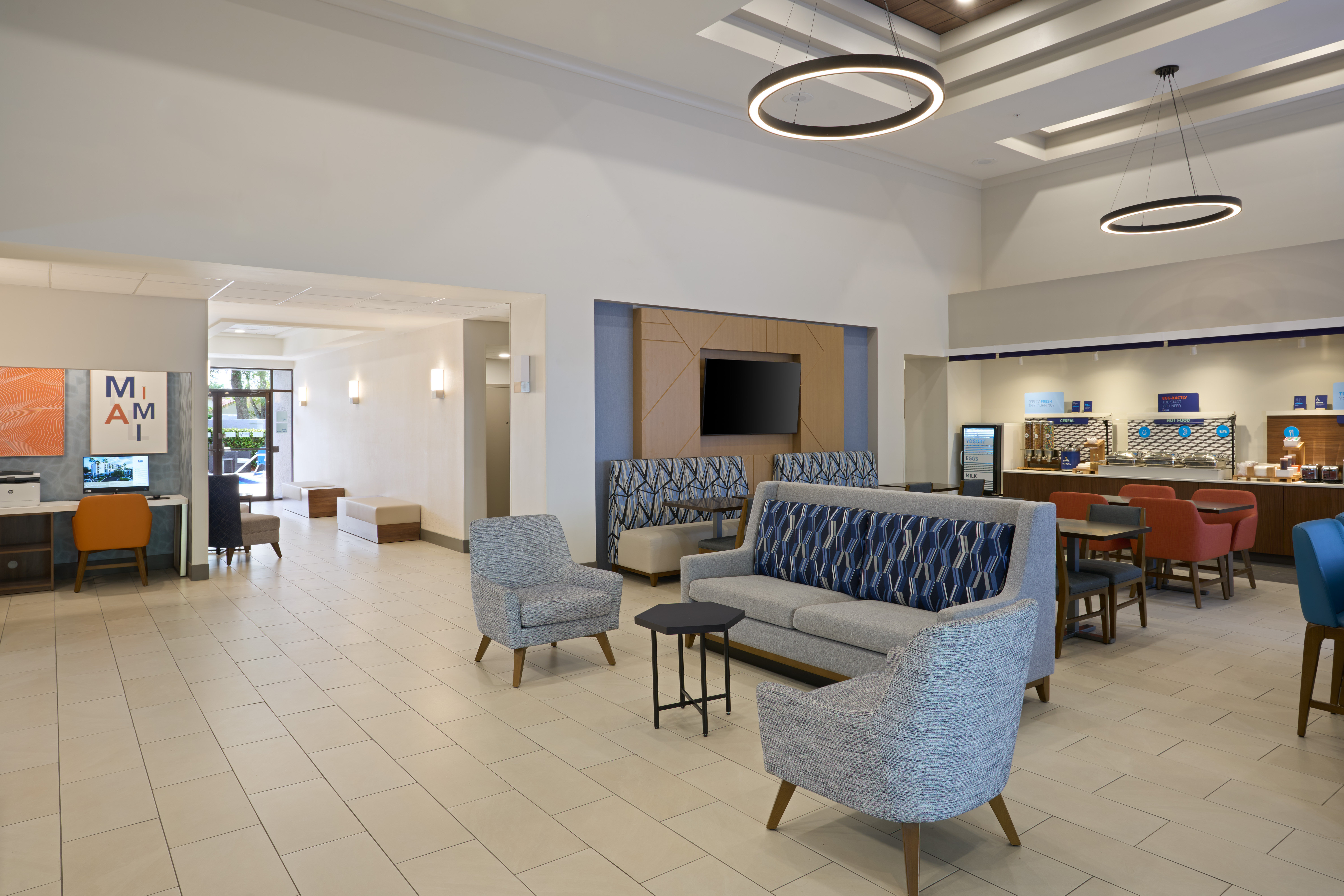 Holiday Inn Express And Suites Kendall East Miami 24/45