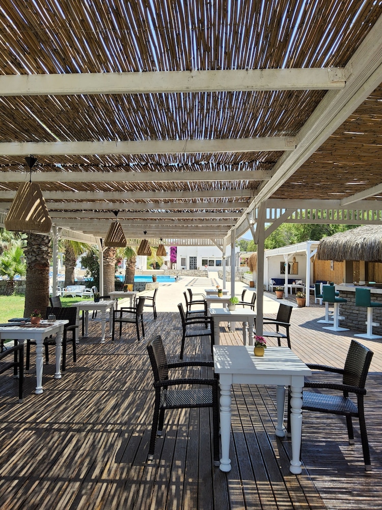 Ladonia Hotels Zemda Gumusluk 26/50