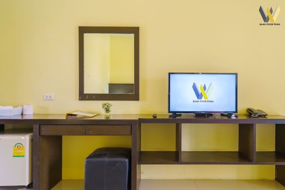 Baan Phor Phan Hotel 37/48