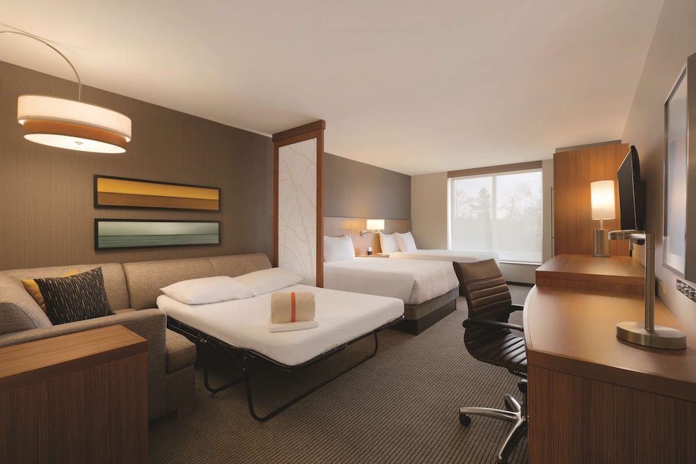 Hyatt Place Houston / The Woodlands 24/64