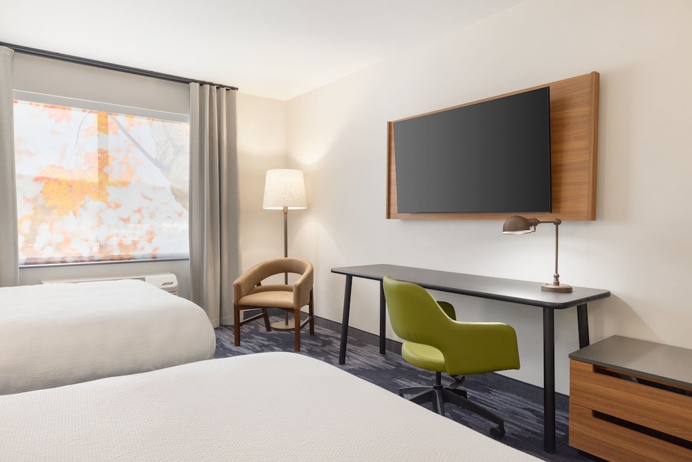 Fairfield Inn & Suites By Marriott Rockaway 25/28
