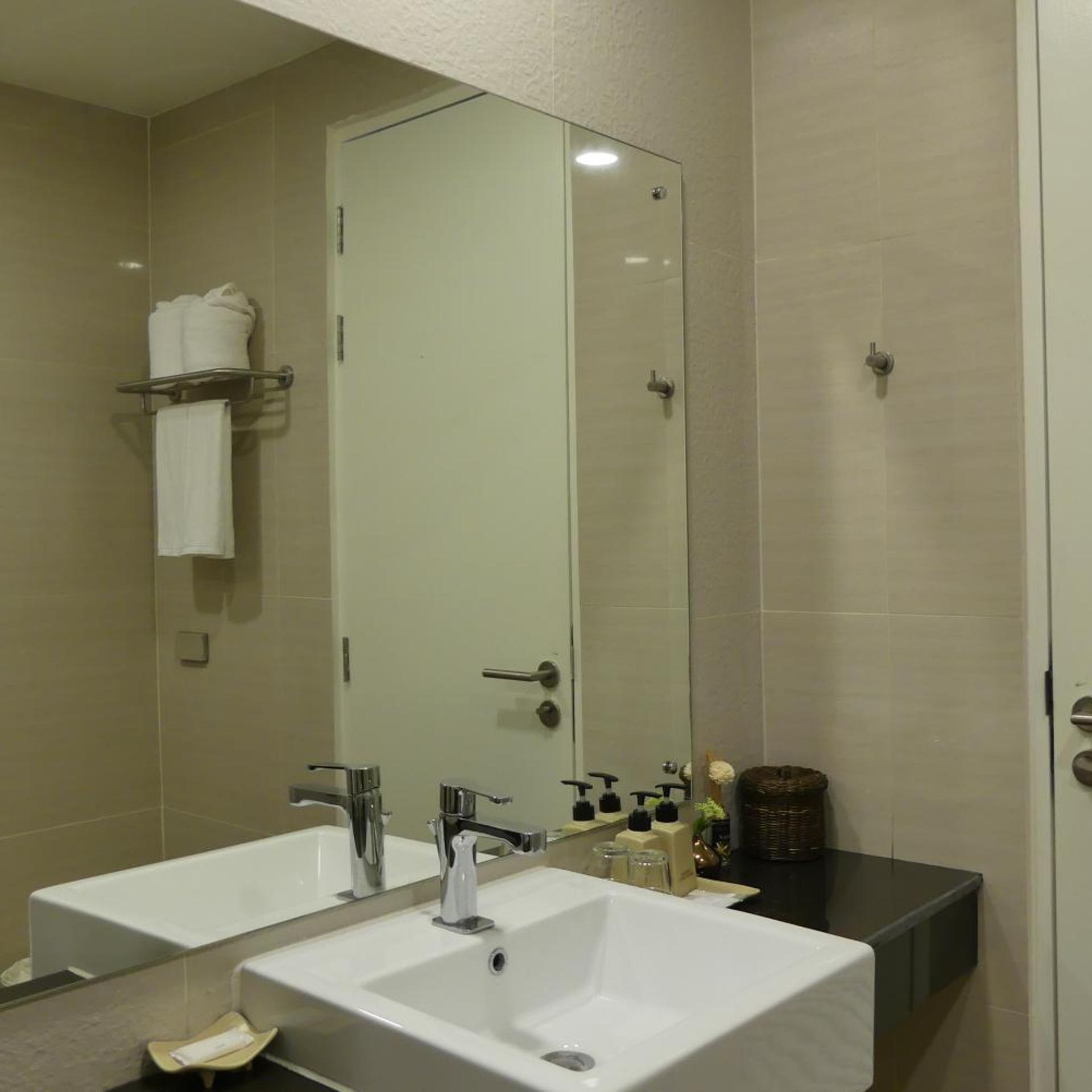 Presidential, Suite, Pool View, The Garden 304 5/6