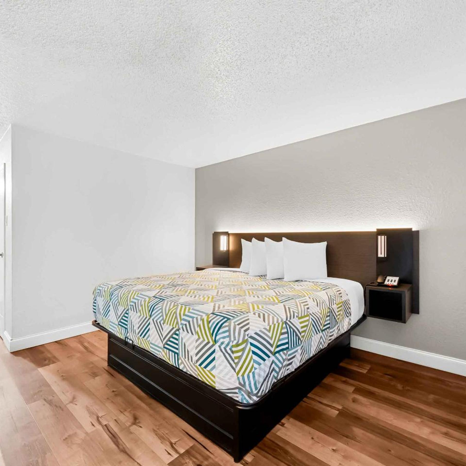غرفة بسرير كينج، Studio6 Port Lavaca, TX 4/9