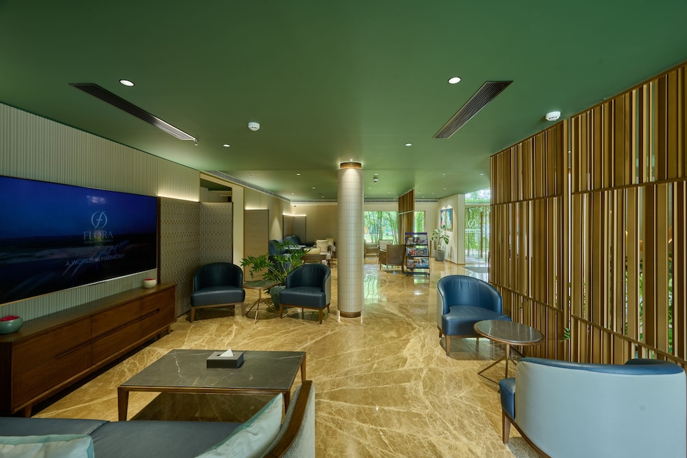 FLORA AIRPORT HOTEL 32/50