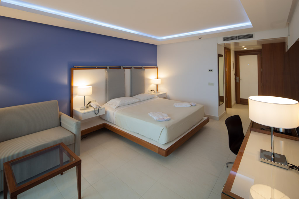 SINGLE ROOM SIDE SEA VIEW