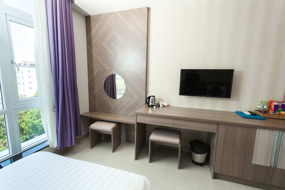 Blue Sky Phu Quoc Hotel 43/59
